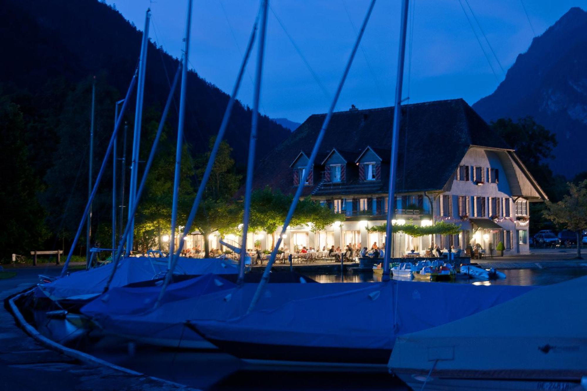 Neuhaus Golf- & Strandhotel Unterseen Exteriör bild